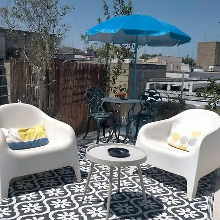 Corte Sui Tetti Di Apartment Bari